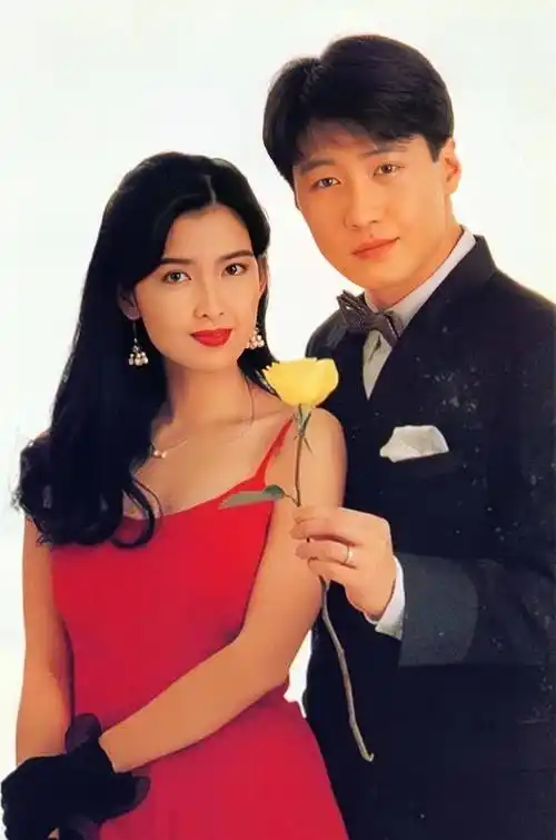 黎明的泛滥爱情,靠"暖"征服了21个女人,舒淇是他内心最痛的刺_李嘉欣