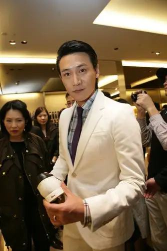 陆毅时尚短发造型玩转板寸头大背头子弹头