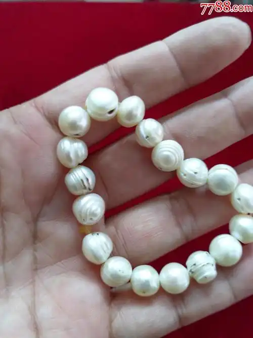 一条天然野生珍珠手串