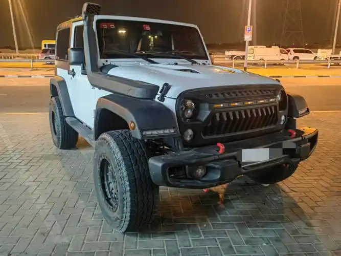 迪拜二手车jeep牧马人中东版