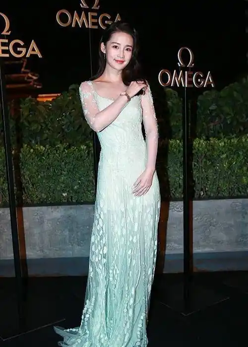 李沁体重惹热议,这个时代的美该如何定义?_为美_生活_自律