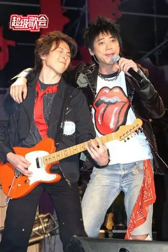 超级歌会—《信乐团挑"信"演唱会》