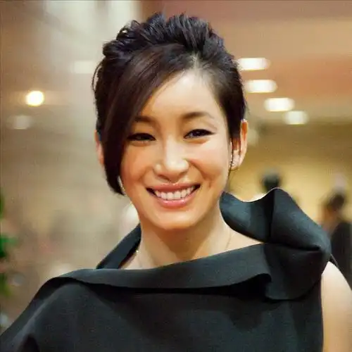 "最丑影后"秦海璐