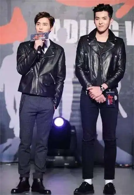 在网络上,黄晓明的身高一直都是很有争议的,很多人猜测他的身高甚至不