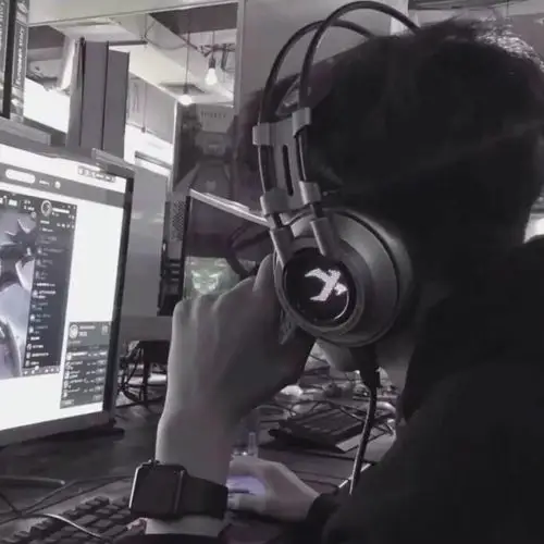 电竞男头/拽/简单点 一起抽烟 一起升仙._男生头像_我要个性网