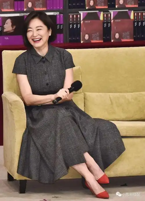 68岁的林青霞依然美到惊艳穿搭极简优雅大方自然老去也足够美