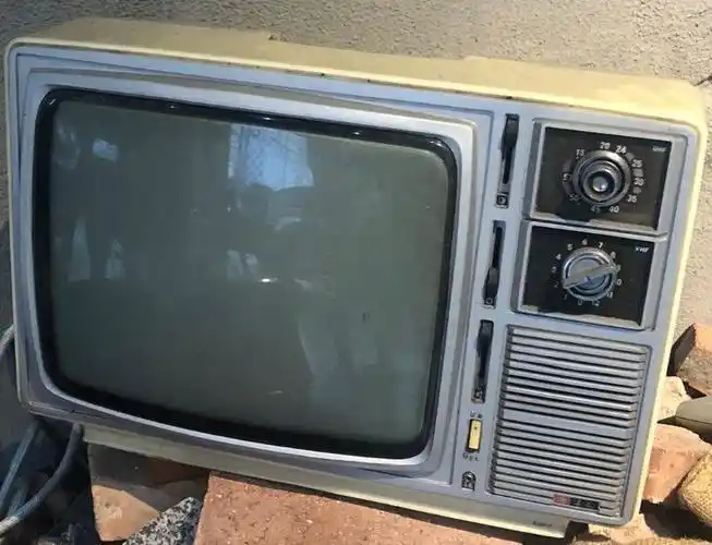 60能播放的老式黑白电视机橱窗装饰摆设道具古董怀旧老物件80后真机