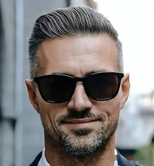 男人过了45岁,想换发型试试这几种,时尚有型很精神_男士们_头发_修剪