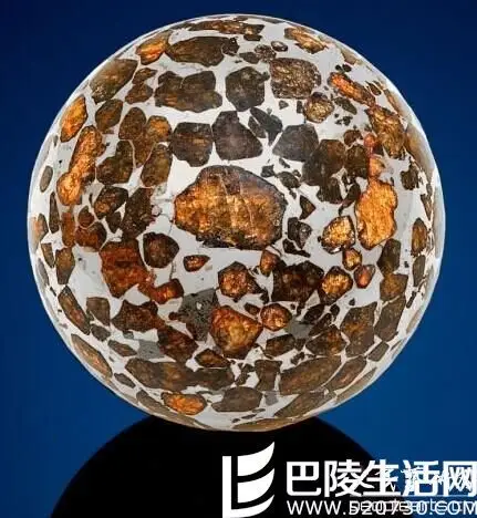 佳士得:太空岩石大拍卖