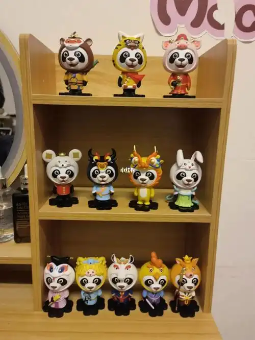 进宝十二生肖手办