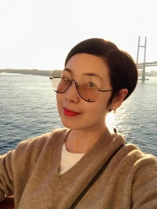 郑伊健前女友黎芷珊与肺炎患者同船后自我隔离,受访透露身体状况