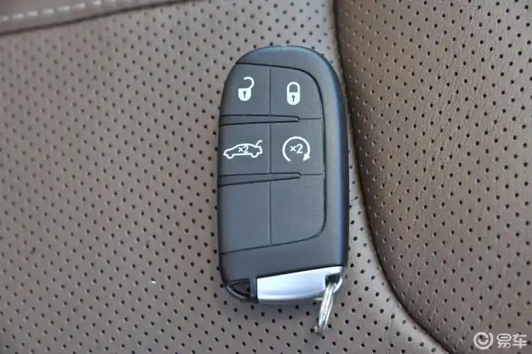 【克莱斯勒3002014款3.