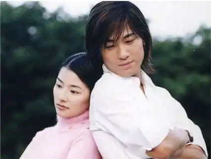 薰衣草》男主近照曝光,人气偶像变身肌肉猛男,连衣服都撑到爆_许绍洋