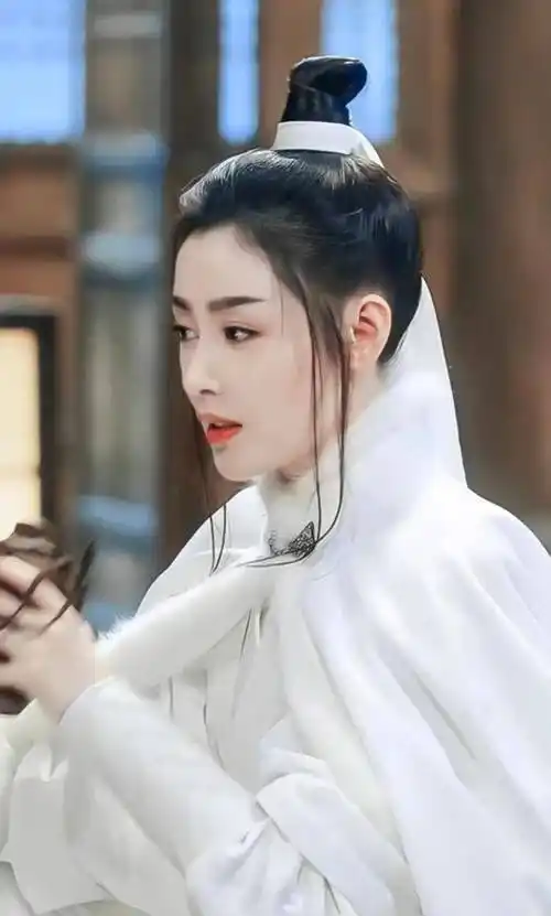 看看《雪中悍刀行》中的张天爱就知道了_角色_南宫_仆射