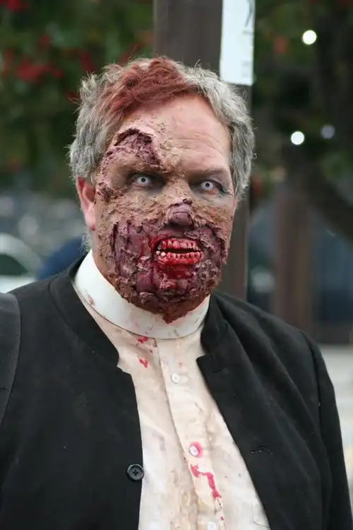 僵尸,僵尸步行,万圣节,恐怖,不死族,怪物,男子,高清图片-回车素材