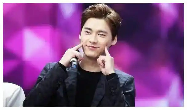 李易峰承认与吴昕交往?组成易昕组合?