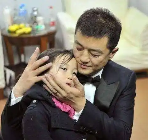 李亚鹏_王菲_孩子