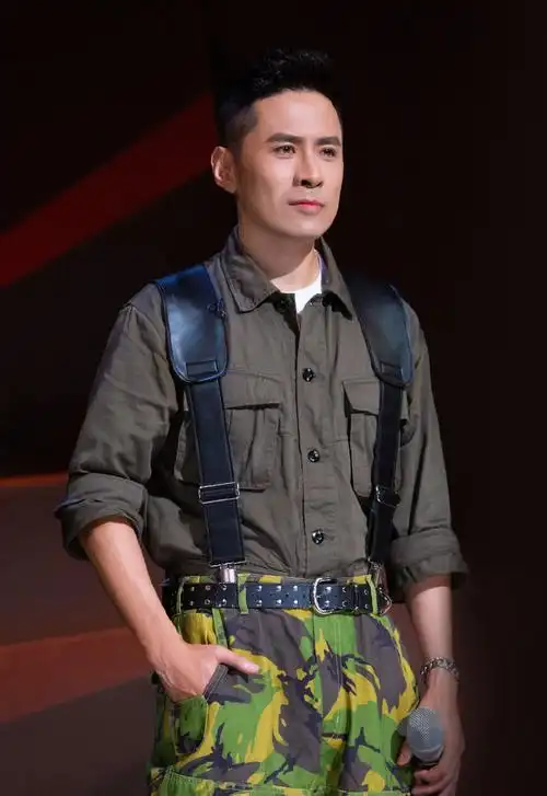 黄征披荆斩棘的哥哥第五期剧照图片