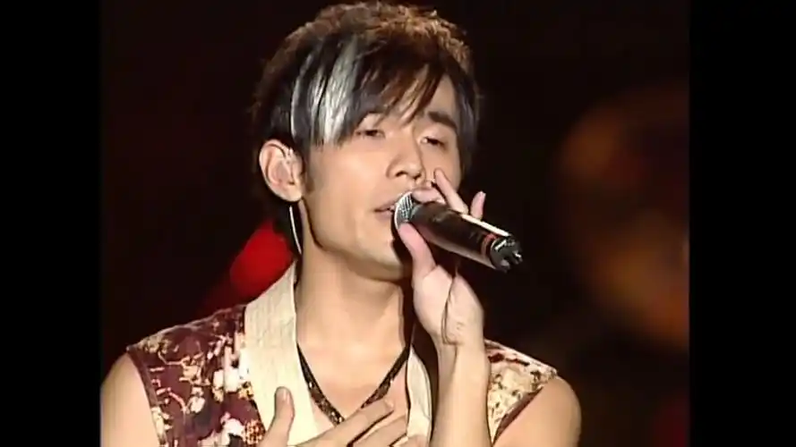 【白毛伦一句破东风】东风破(live)-周杰伦_哔哩哔哩_bilibili