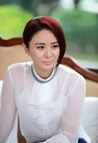 张恒《左手右手》深圳热拍 化妆镜暴露少女心