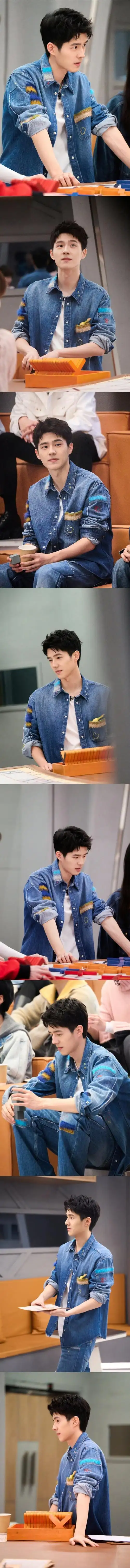 人总是会反复爱上刘昊然#  新鲜的刘昊然又帅又可爱  这么好的滋