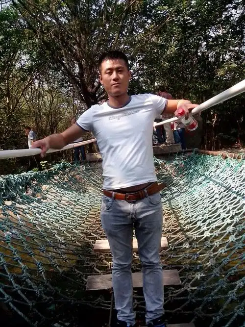 30岁未婚男征婚照片(id:62456251)_山东临沂征婚交友_珍爱网