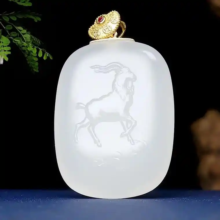 玉文化 #籽料原石 #吊坠挂件 #玉雕作品 - 抖音