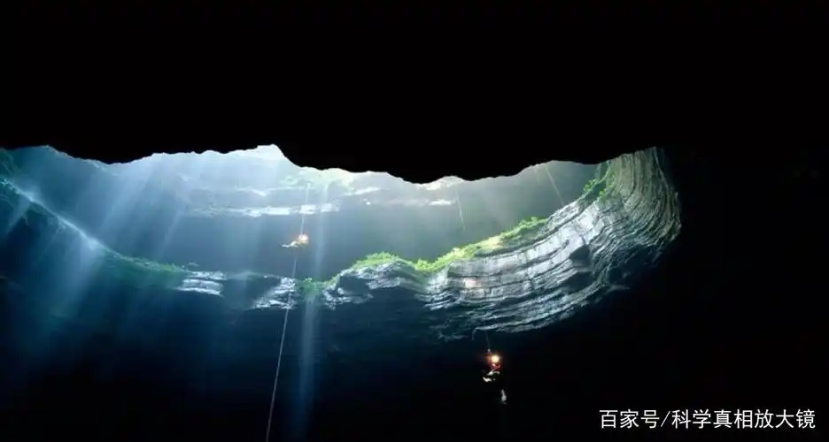 越南地下洞穴可住70多亿人!地下世界不简单,地底人真的存在?