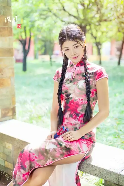 标题:【美女在民间】黄秋月