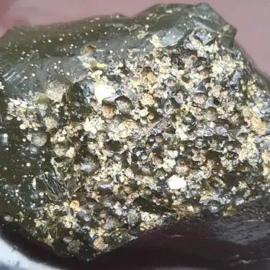 玻璃陨石425克,市面上很多假陨石