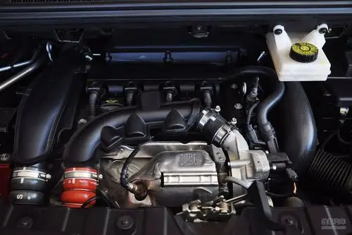 2011款标致300816l时尚版到店实拍