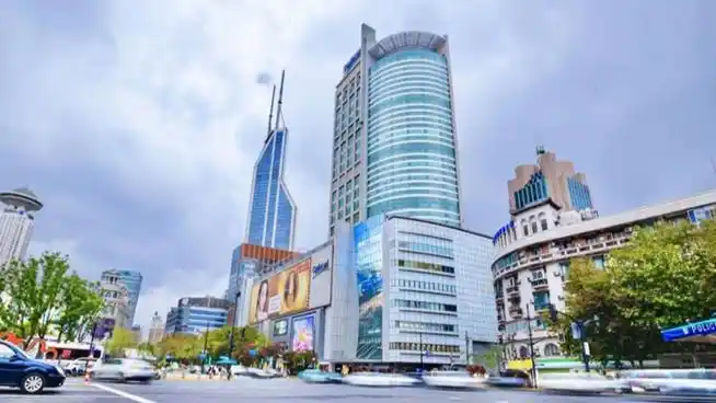 上海来福士广场二十周年庆,将打造最前沿"潮流首发站"