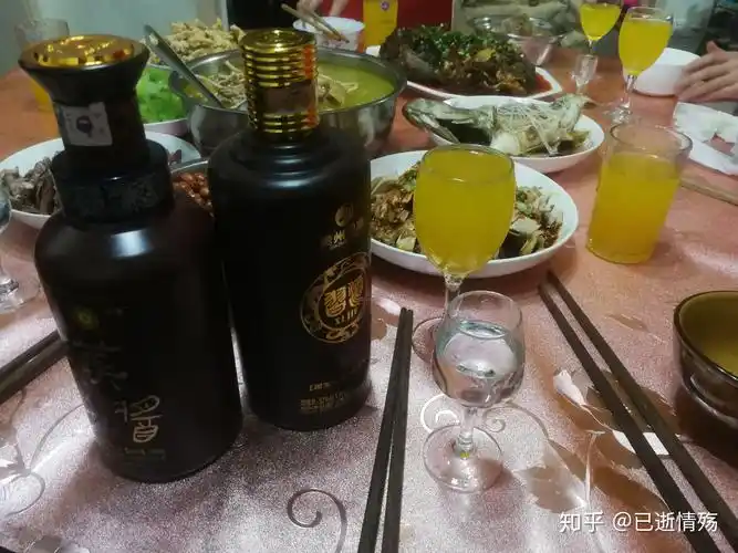 春节团圆饭喝酒分享