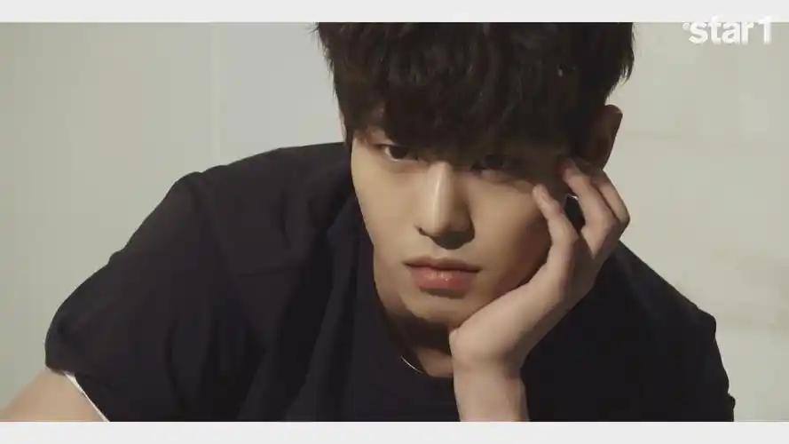 安孝燮star1杂志拍摄花絮