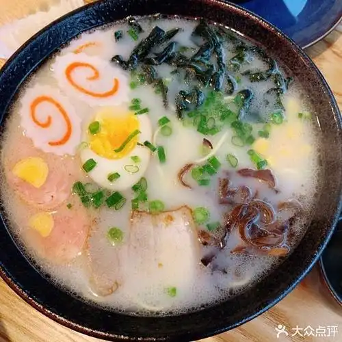 豚骨叉烧拉面图片