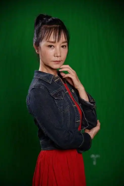 p>雷英,演员,主要作品有《 a target="_blank" href="/item/如果我们