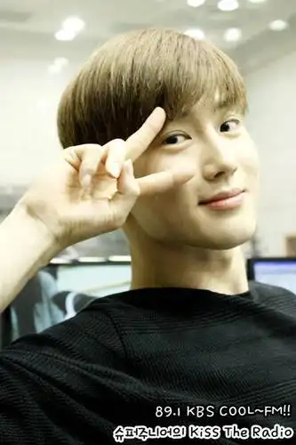 各种剪刀手萌萌哒