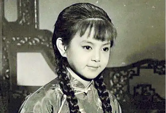 64岁谢玲玲被传病危!距确诊已13天,遭林建岳劈腿后单身至今