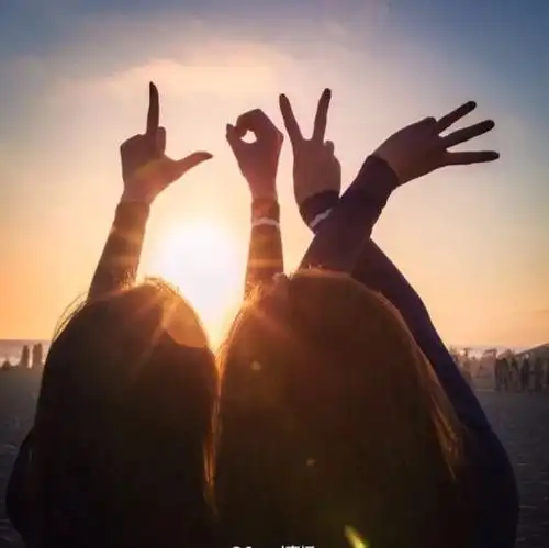 闺蜜唯美头像背影图片