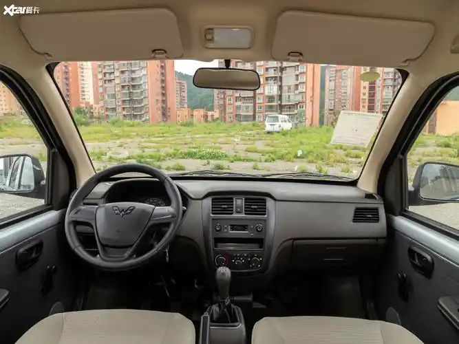 【2021款五菱荣光s 1.