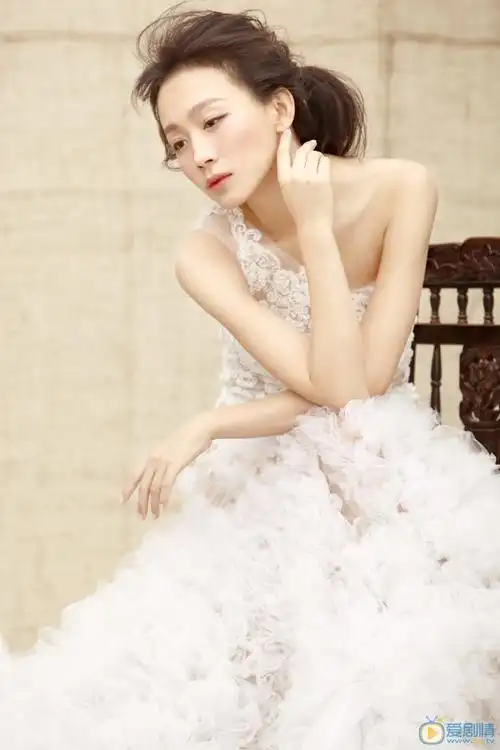 丁子玲性感大片