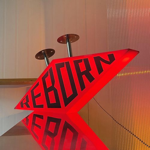 异形亚克力灯箱广告牌 创意定制造型 酒吧门头发光招牌