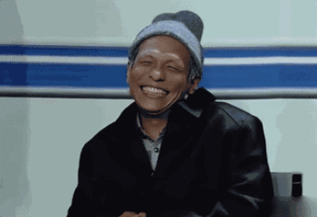 nonono~不然怎么说是宝藏女孩呢自然还有可爱的一面工作之余她还是