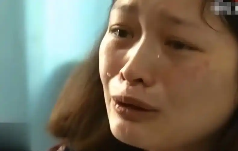 回顾女子为救弟弟打掉腹中双胎婆婆当场逼其离婚结局如何