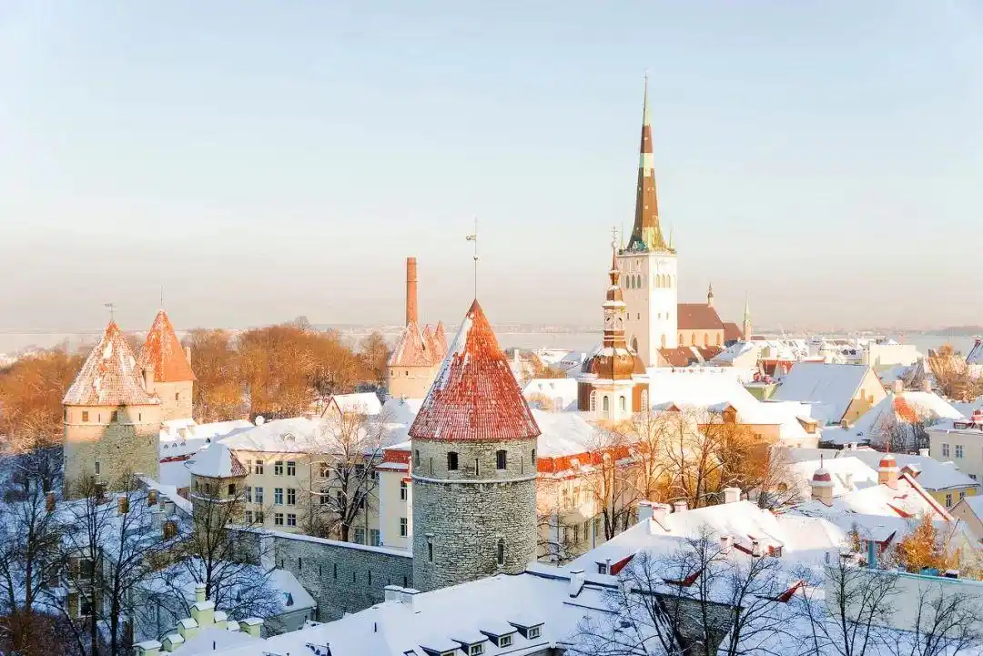 冬日雪景不输北欧,花费却少一半!这个中世纪童话小国居然还没火?