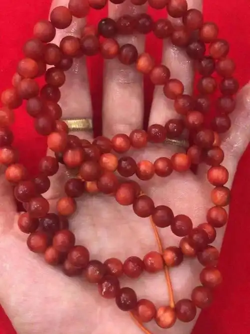 长白山琥珀木手串