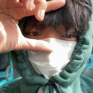 15帅气男生照片真人