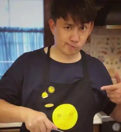 黄磊"吃鸡迷"实锤?