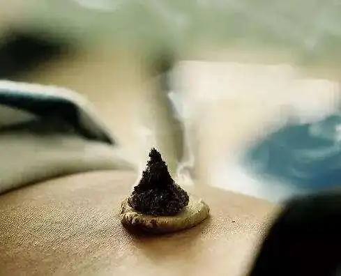 宫寒什么时候艾灸作用好?灸哪些穴位?