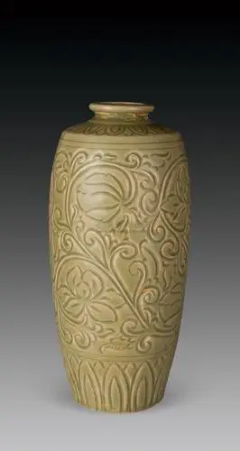 0526 耀州窑缠枝莲纹瓶